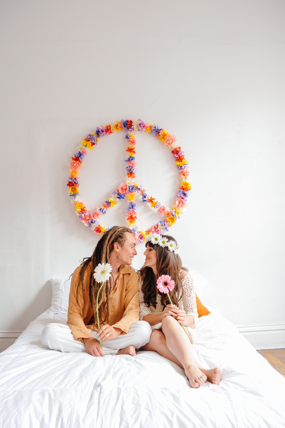 In a World of Peace and Love: A Styled Shoot with Lillabella Photography